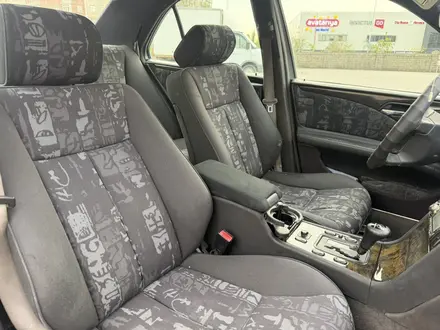 Mercedes-Benz E 320 1997 года за 2 600 000 тг. в Алматы – фото 41
