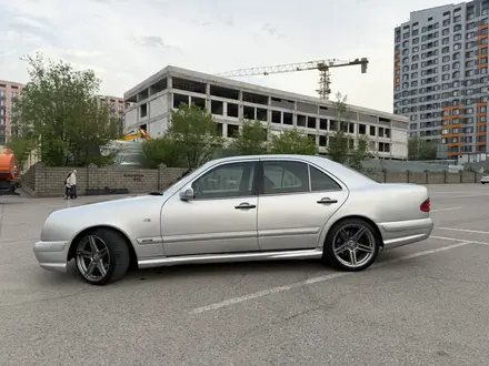 Mercedes-Benz E 320 1997 года за 2 600 000 тг. в Алматы – фото 9