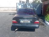 Mercedes-Benz E 200 1993 года за 700 000 тг. в Кокшетау – фото 4