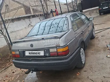 Volkswagen Passat 1992 года за 850 000 тг. в Шымкент – фото 2