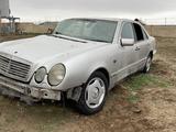 Mercedes-Benz E 240 1998 года за 550 000 тг. в Шымкент