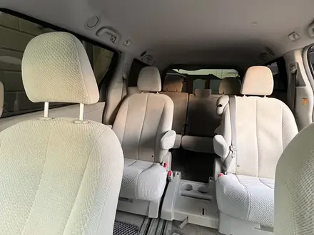 Toyota Sienna 2013 года за 11 000 000 тг. в Атырау – фото 7