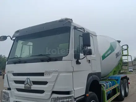 Howo  Миксер 2016 года за 16 500 000 тг. в Алматы