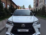 Lexus LX 570 2016 года за 35 500 000 тг. в Астана – фото 3
