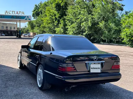 Mercedes-Benz E 280 1994 года за 2 700 000 тг. в Узынагаш