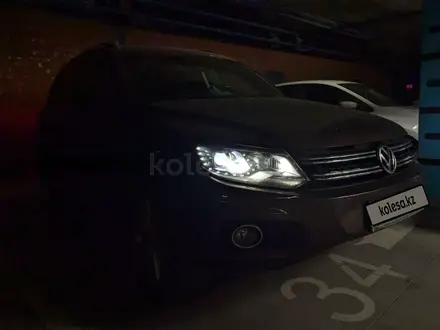 Volkswagen Tiguan 2015 года за 8 000 000 тг. в Астана – фото 2