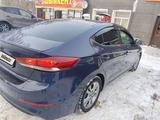 Hyundai Elantra 2017 годаfor7 300 000 тг. в Астана – фото 5