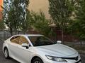 Toyota Camry 2023 года за 15 000 000 тг. в Актобе – фото 4