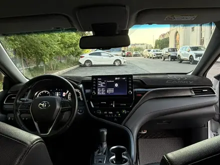 Toyota Camry 2023 года за 15 000 000 тг. в Актобе – фото 8