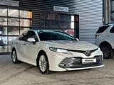 Toyota Camry 2019 года за 15 800 000 тг. в Алматы – фото 3