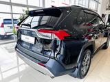 Toyota RAV4 2023 года за 20 190 000 тг. в Жанаозен