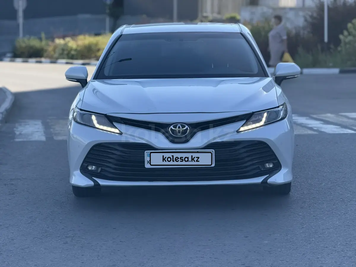 Toyota Camry, 2019