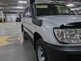 Toyota Land Cruiser 2001 годаfor8 500 000 тг. в Астана