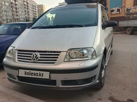 Volkswagen Sharan 2002 года за 3 700 000 тг. в Актобе – фото 9