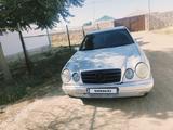 Mercedes-Benz E 230 1996 года за 1 500 000 тг. в Актау – фото 4