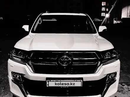 Toyota Land Cruiser 2020 года за 40 000 000 тг. в Алматы