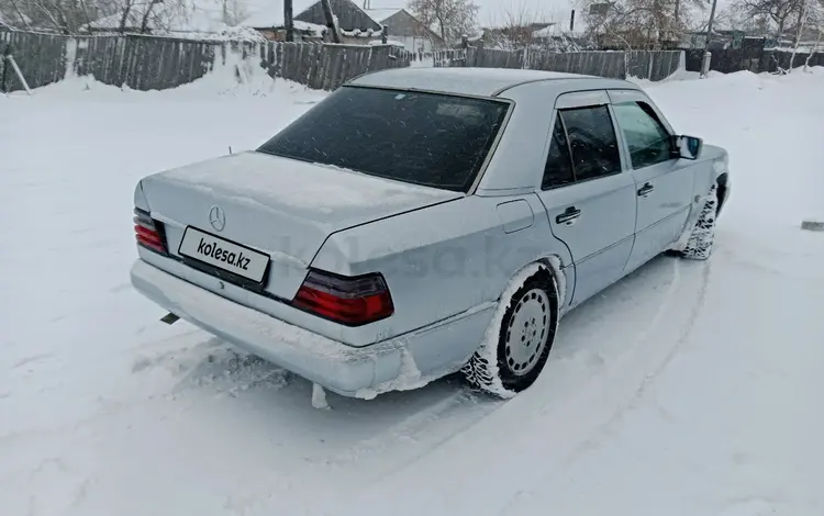 Mercedes-Benz E 220 1993 годаүшін1 700 000 тг. в Макинск