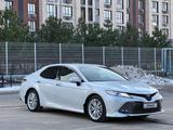 Toyota Camry 2020 годаfor15 000 000 тг. в Шымкент – фото 3