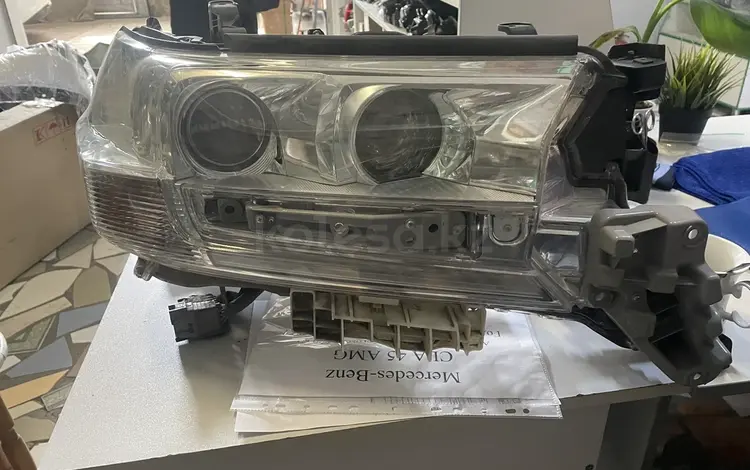 Фара правая Lc200 за 500 000 тг. в Караганда