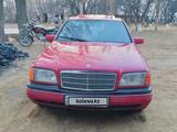 Mercedes-Benz C 180 1995 года за 1 500 536 тг. в Туркестан – фото 2