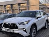 Toyota Highlander 2024 годаfor28 000 000 тг. в Алматы