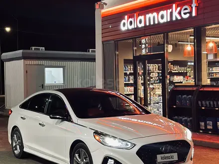 Hyundai Sonata 2019 года за 6 800 000 тг. в Атырау – фото 2