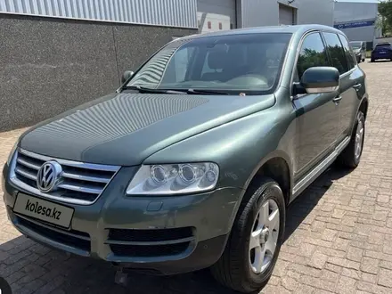 Volkswagen Touareg 2004 года за 4 600 000 тг. в Алматы