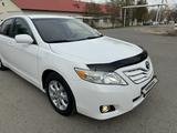 Toyota Camry 2010 годаfor7 000 000 тг. в Атырау – фото 2