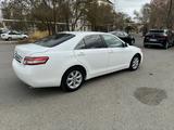 Toyota Camry 2010 года за 7 000 000 тг. в Атырау – фото 4