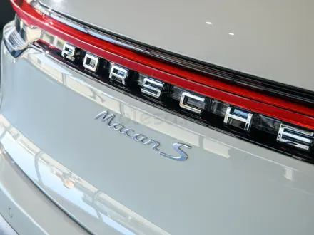 Porsche Macan 2025 года за 45 900 000 тг. в Алматы – фото 12