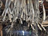 Щетка держатель дворника за 1 110 тг. в Алматы
