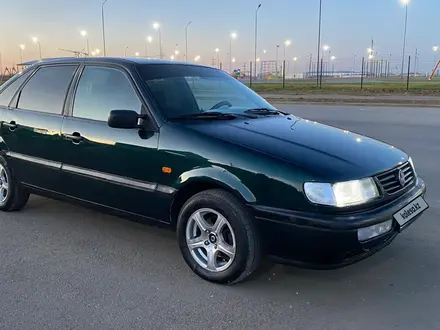 Volkswagen Passat 1994 года за 1 850 000 тг. в Астана