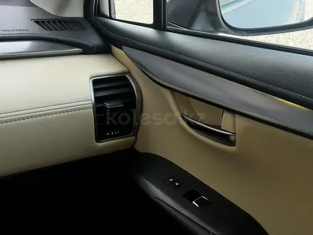 Lexus NX 200 2018 года за 17 390 000 тг. в Актобе – фото 27