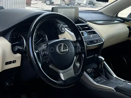 Lexus NX 200 2018 года за 17 390 000 тг. в Актобе – фото 8