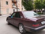 Mercedes-Benz E 260 1992 года за 750 000 тг. в Павлодар