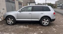Volkswagen Touareg 2005 года за 3 500 000 тг. в Караганда