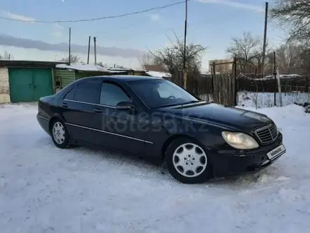 Mercedes-Benz S 320 1999 года за 2 700 000 тг. в Жезказган