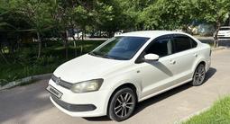 Volkswagen Polo 2013 года за 3 800 000 тг. в Алматы – фото 2