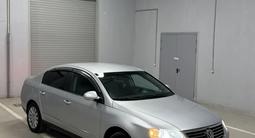 Volkswagen Passat 2006 годаүшін2 950 000 тг. в Астана – фото 2