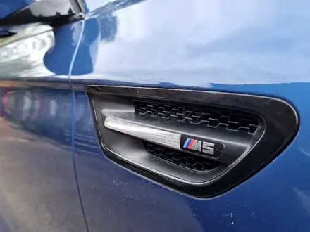 BMW M5 2013 года за 17 000 000 тг. в Уральск – фото 34