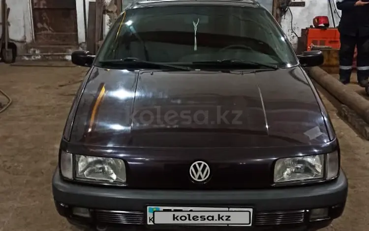 Volkswagen Passat 1992 годаүшін1 600 000 тг. в Темиртау