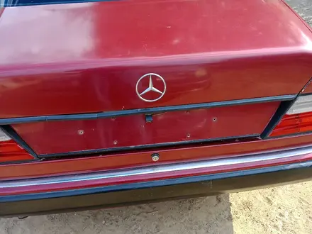 Mercedes-Benz E 230 1992 года за 700 000 тг. в Кызылорда – фото 12