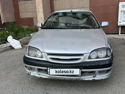 Toyota Avensis 1998 года за 1 500 000 тг. в Семей