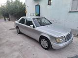 Mercedes-Benz E 200 1995 года за 1 900 000 тг. в Шымкент – фото 2