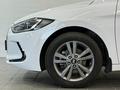 Hyundai Elantra Style 2018 года за 7 490 000 тг. в Астана – фото 17