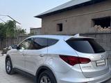 Hyundai Santa Fe 2017 годаүшін5 800 000 тг. в Шымкент – фото 3