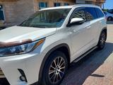 Toyota Highlander 2018 годаүшін21 900 000 тг. в Атырау – фото 5