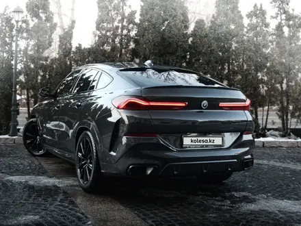 BMW X6 2023 года за 45 000 000 тг. в Алматы – фото 5