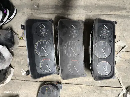 Панель приборов щиток приборов за 880 тг. в Алматы
