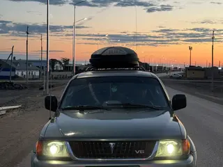 Mitsubishi Montero Sport